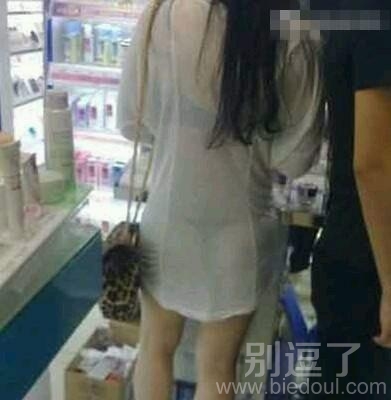 女生穿白衬衫就是贼好看 图片